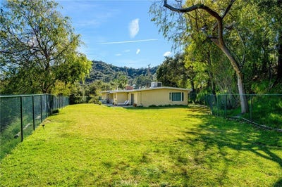 /international/us/3770-hillway-drive-glendale-ca-110108302661/