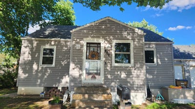/international/us/408-7th-street-st-paul-ne-110109180667/
