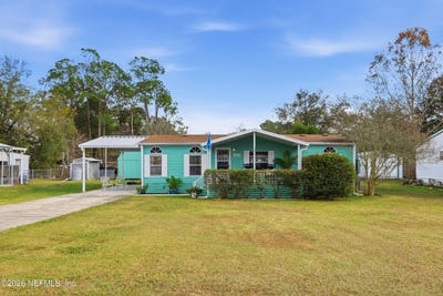/international/us/116-waterside-avenue-satsuma-fl-110104624935/