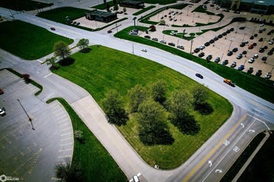 /international/us/lot-e-s-gear-avenue-west-burlington-ia-110100999095/?lang=en