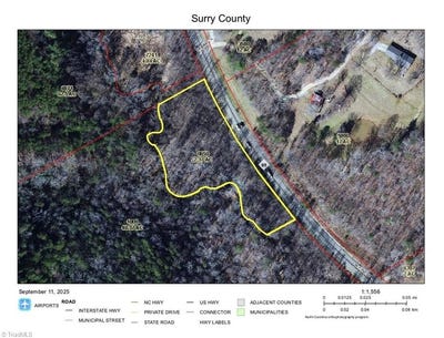 /international/us/6101-w-pine-street-mount-airy-nc-110102187756/