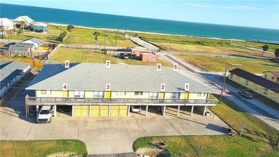 /international/us/corpus-christi-tx-110108686512/