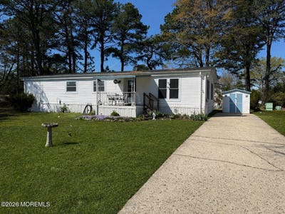 /international/us/17-susan-drive-barnegat-nj-110107535652/