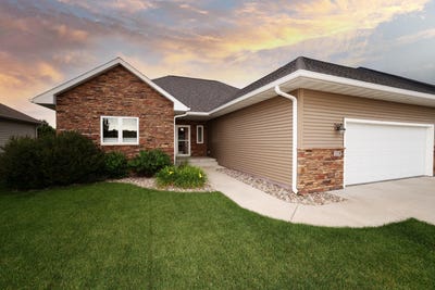 /international/us/1218-southview-court-boone-ia-110108717663/