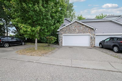 /international/us/2461-williams-drive-burnsville-mn-110119910819/
