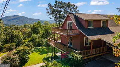 /international/us/1387-valley-street-clayton-ga-110102087816/