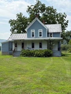 /international/us/787-rt-6-w-coudersport-pa-110101592307/