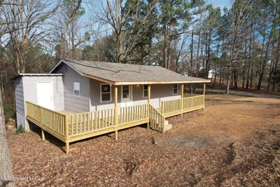/international/us/225-county-road-108-water-valley-ms-110104556761/