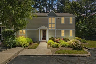 /international/us/701-winthrop-street-taunton-ma-110108852962/