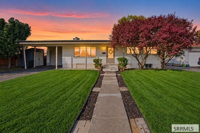 /international/us/1128-stokes-avenue-idaho-falls-id-110120417446/