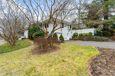 /international/us/51-glen-road-greenwich-ct-110105983478/