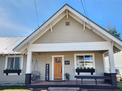 /international/us/4003-cedar-st-loon-lake-wa-110106730760/