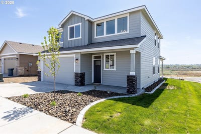 /international/us/856-e-autumn-ave-hermiston-or-110106218248/