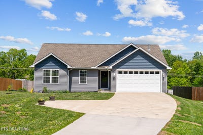 /international/us/359-dayton-ave-crossville-tn-110107823313/