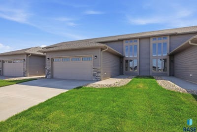 /international/us/6125-s-bison-pl-sioux-falls-sd-110106730478/