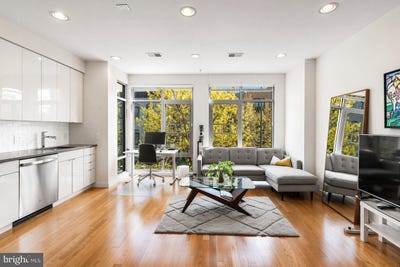 /international/us/435-r-street-nw-washington-dc-110107354952/