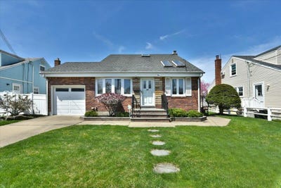 /international/us/185-n-3rd-street-bethpage-ny-110098992764/?lang=en