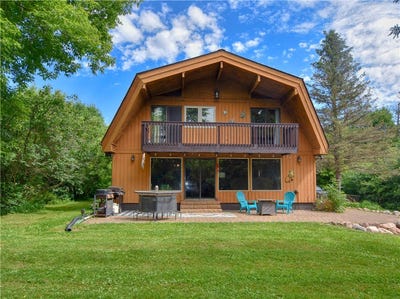 /international/us/1500-w-allen-street-rice-lake-wi-110100451809/