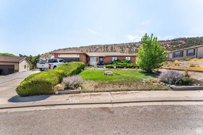 /international/us/4571-w-hillside-dr-vernal-ut-110102095783/