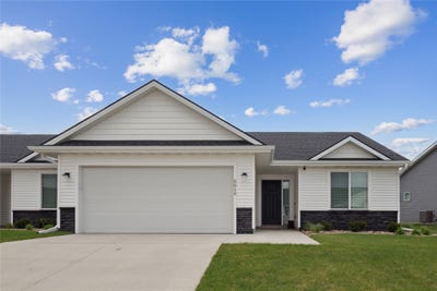 /international/us/5615-ne-creek-ridge-drive-ankeny-ia-110098932500/