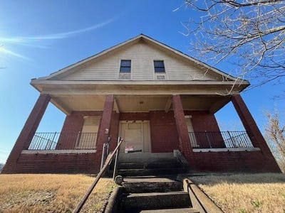 /international/us/1908-mccallie-avenue-chattanooga-tn-110099987303/