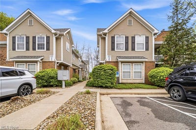 /international/us/3371-lenox-village-drive-fairlawn-oh-110107787060/