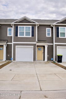 /international/us/3222-lobelia-lane-leland-nc-110108196670/