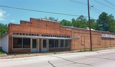 /international/us/101-e-atlantic-street-nevada-mo-110108566685/