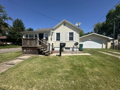 /international/us/102-e-grove-street-streator-il-110108338597/