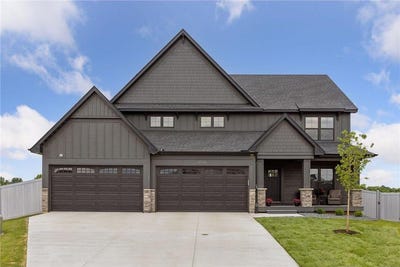 /international/us/17919-hidden-creek-court-lakeville-mn-110100218678/
