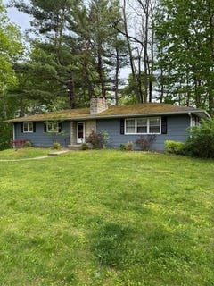 /international/us/11692-hickory-lane-corning-ny-110108338133/