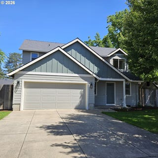 /international/us/1713-e-11th-st-newberg-or-110108507373/