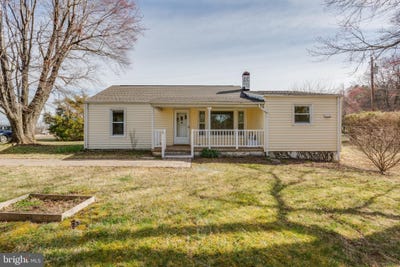 /international/us/4297-lunceford-lane-marshall-va-110108395524/