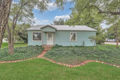 /international/us/120-s-highland-drive-erick-ok-110102226068/