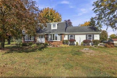 /international/us/201-pinecrest-court-black-creek-wi-110120536328/