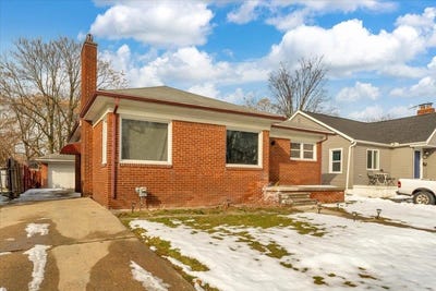 /international/us/21023-caledonia-avenue-hazel-park-mi-110105839303/