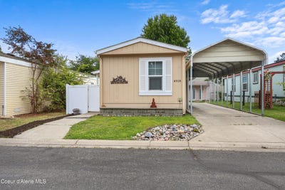 /international/us/4918-w-cougar-cir-coeur-d-alene-id-110108905542/