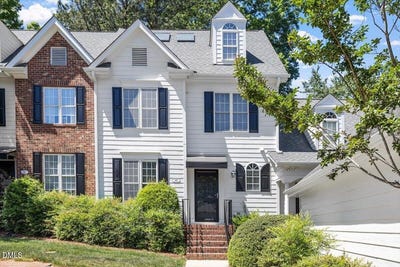 /international/us/802-blackberry-lane-durham-nc-110107502388/