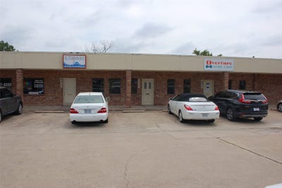 /international/us/4215-benbrook-highway-fort-worth-tx-110105390668/