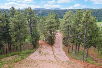 /international/us/13859-melvin-road-keystone-sd-110105971233/