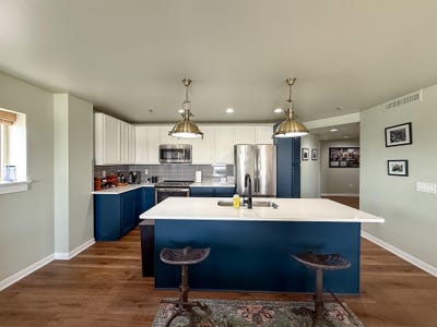 /international/us/525-w-lafayette-boulevard-detroit-mi-110106469023/