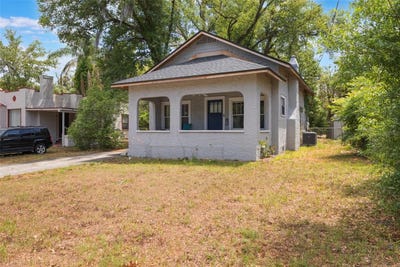/international/us/735-n-clara-avenue-deland-fl-110108399312/