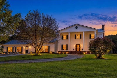 /international/us/350-valley-view-lane-bland-va-110120486403/