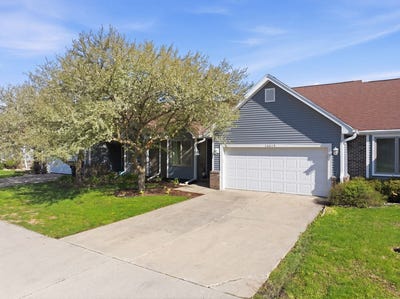 /international/us/10819-ne-78th-court-bondurant-ia-110107475979/