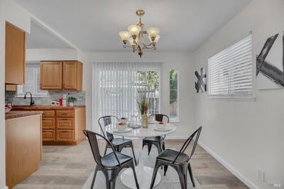 /international/us/1268-sereno-drive-vallejo-ca-110105757194/
