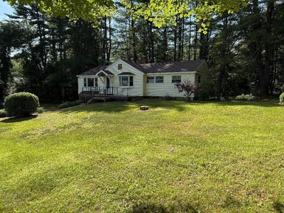 /international/us/21-hillside-avenue-ashland-nh-110101219697/