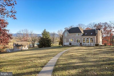 /international/us/50-cottage-drive-luray-va-110103761312/
