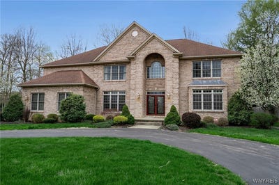 /international/us/40-regents-park-east-amherst-ny-110107635525/