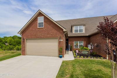 /international/us/986-meadow-walk-lane-lenoir-city-tn-110098896879/