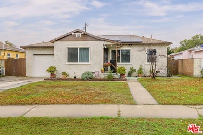 /international/us/8105-katherine-ave-panorama-city-ca-110097494950/